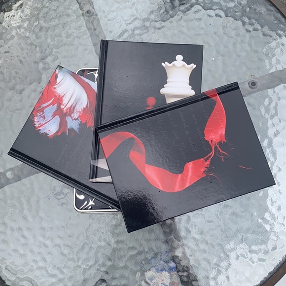 Free with any purchase ! Twilight notebook box set - Picture 3 of 5